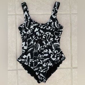 NWOT Hurley Ink Fresco Floral One Piece Swimsuit - Size Small